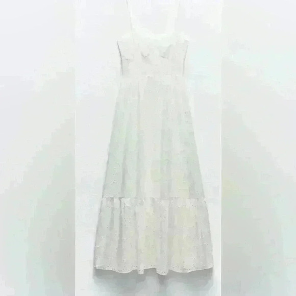 🔥🔥zara Embroidery midi dress - Picture 6 of 7